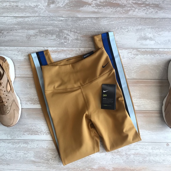 NWT Nike Women’s Power Training Tights - Picture 6 of 6